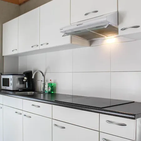 3 Bedroom Stunning In 펜션 Meijel