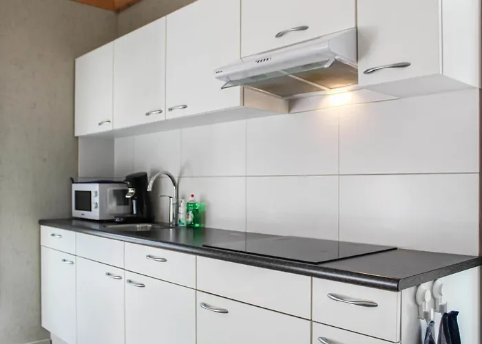 3 Bedroom Stunning In Дом отдыха Meijel